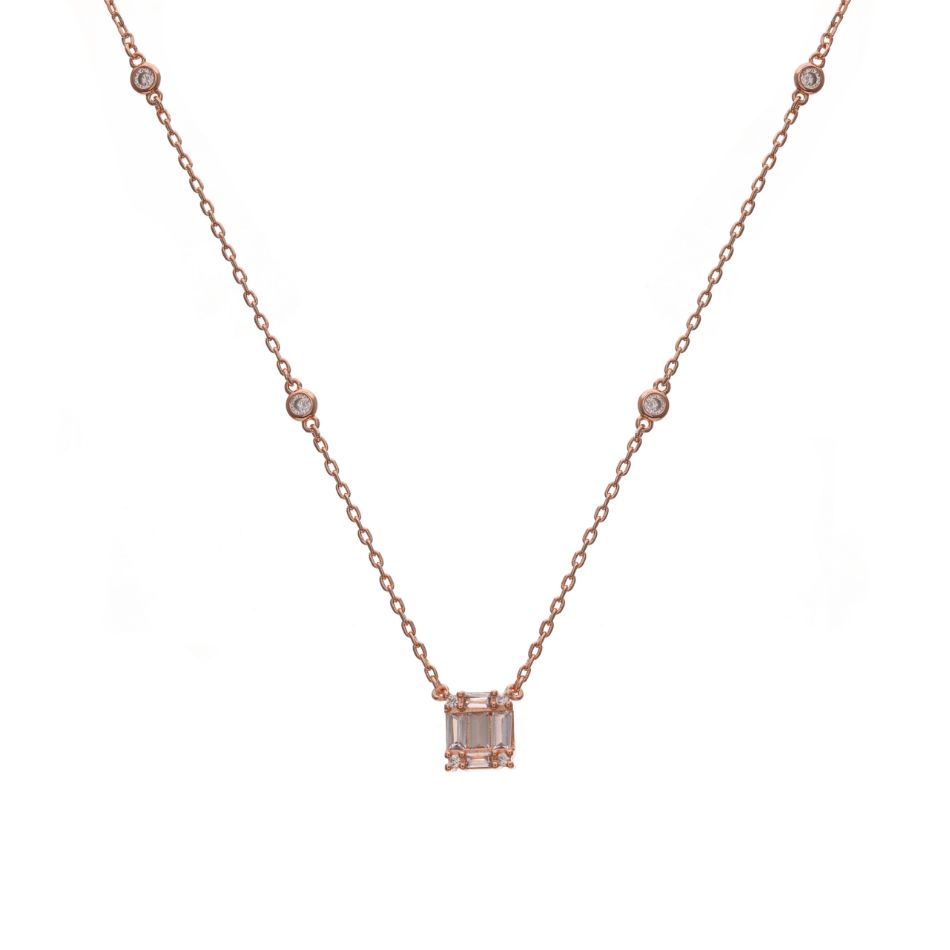 Avril Dot Casual Necklace