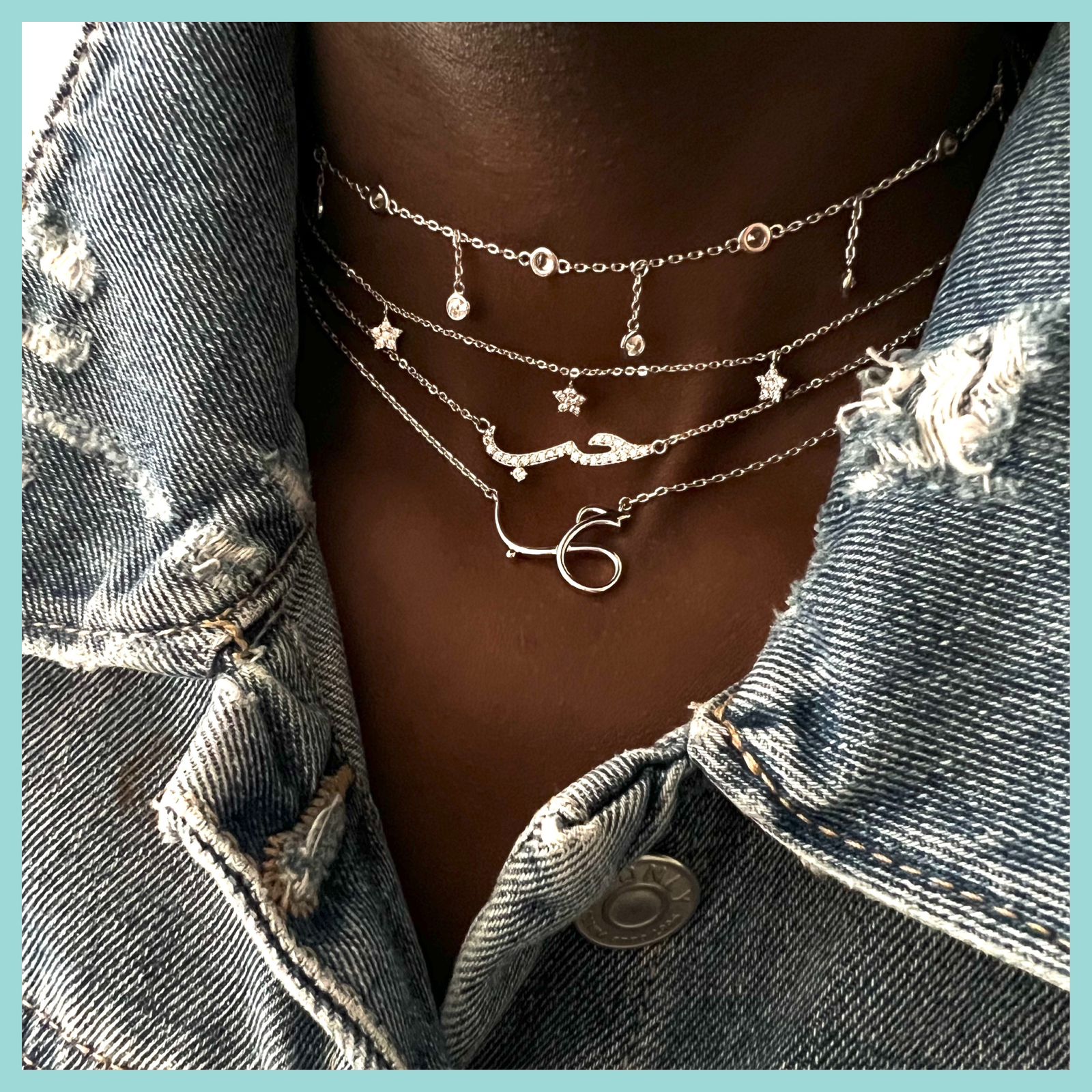 "حب" Thin Arabic Calligraphy Necklace