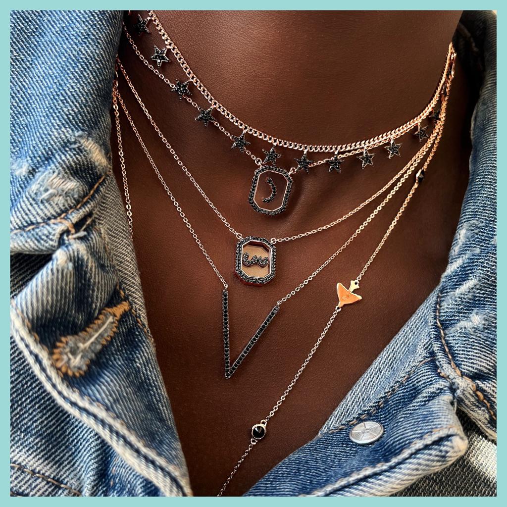 The V Elegance Casual Necklace