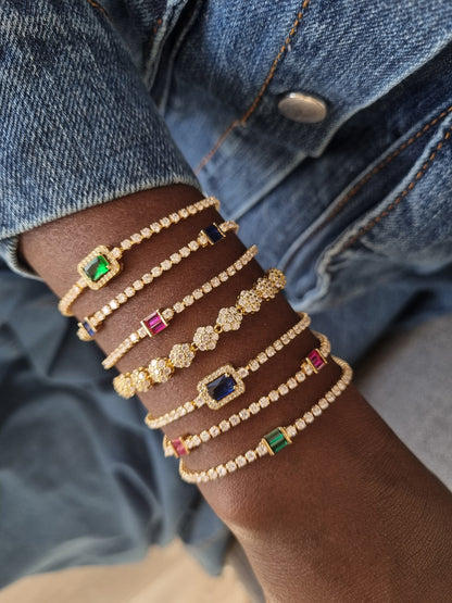 Triple Glam White Casual Bracelet